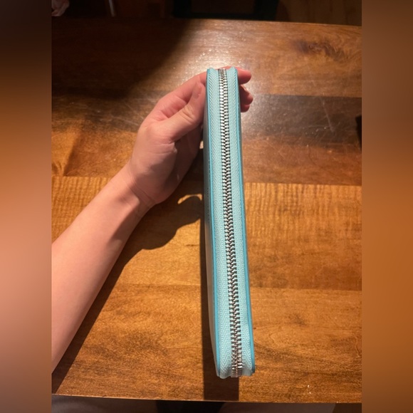 Tiffany & Co. Blue Wallet - Picture 15 of 17